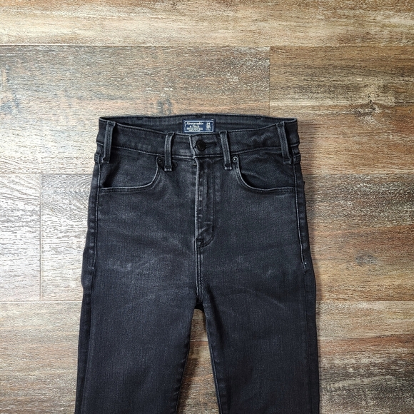 ABERCROMBIE & FITCH SIMONE HIGH RISE ANKLE FLARE BLACK JEANS RAW EDGE SIZE 24 - Picture 3 of 6